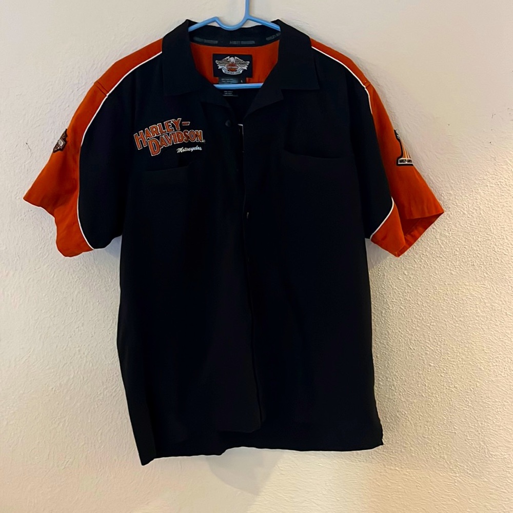Men’s Harley Davidson shirt